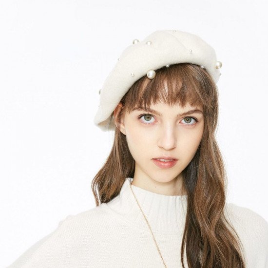 2019  Wool Women Winter berets Luxury pearl rivet Vintage Cashmere Female Warm Vogue beret Hats Girls Flat cap beret for women