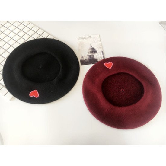 Autumn Winter Vintage Black Cute Heart Embroidery Beret Women Artist Cap Ladies Wool Hat Headwear Berets