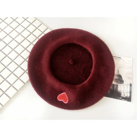 Autumn Winter Vintage Black Cute Heart Embroidery Beret Women Artist Cap Ladies Wool Hat Headwear Berets