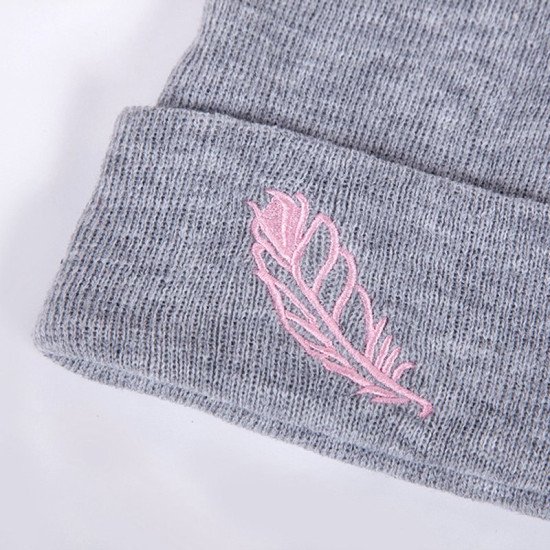 Hot Sale Warm Snow New Women Knitted Knit Hat Beanies High Quality Crochet Beanie 1PC Girl Winter Feather Embroidery Hats